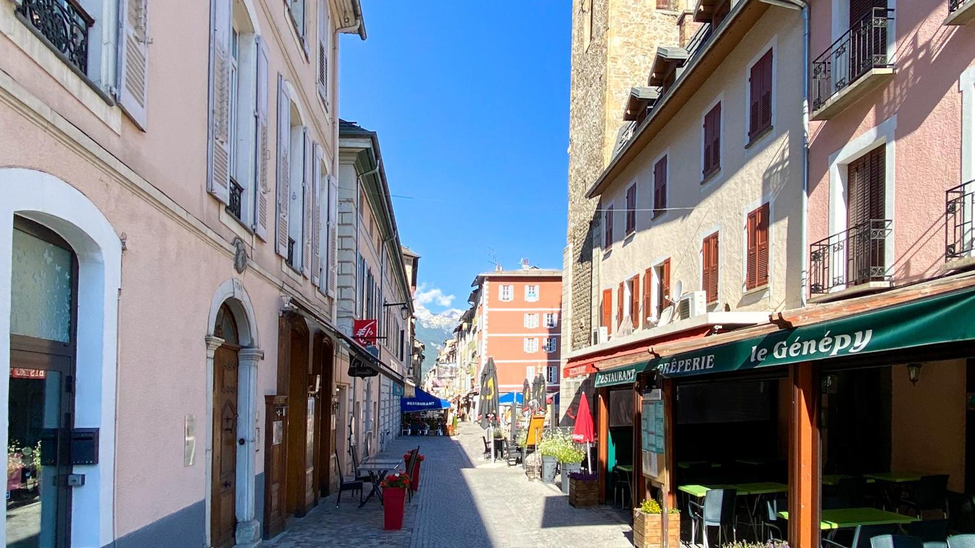 La Capitale - Les Gites De L Argile Barcelonnette Exterior foto